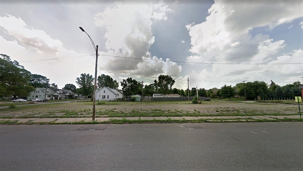 Primary Photo Of 10201 Fenkell, Detroit Land For Sale