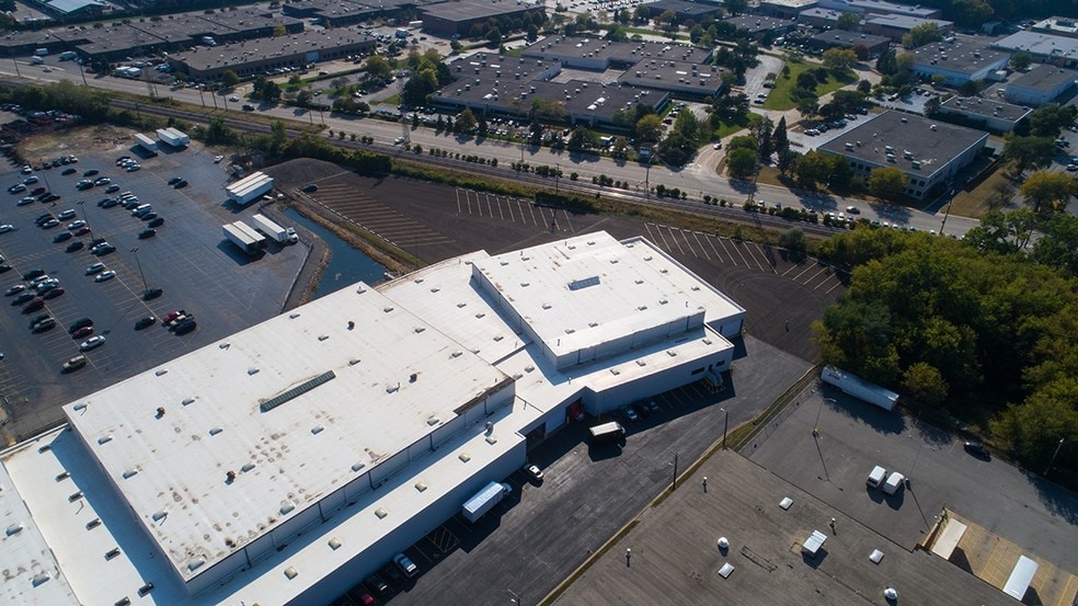 More Photos Of 6123-6227 Monroe Ct, Morton Grove Warehouse For Lease
