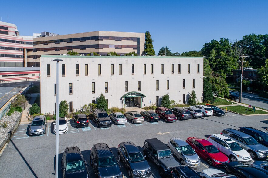 More Photos Of 8-10 Morton Ave, Ridley Park Office For Sale