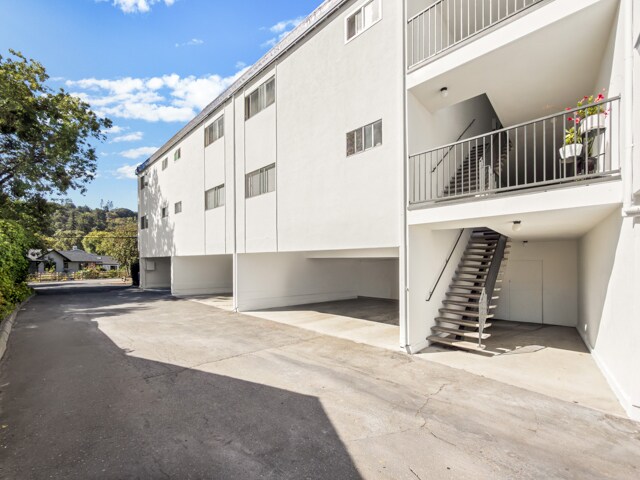 More Photos Of 950 Mountain View Dr, Lafayette Apartments For Sale