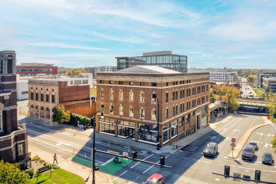 More Photos Of 300 E Main St, Durham Office Residential For Lease