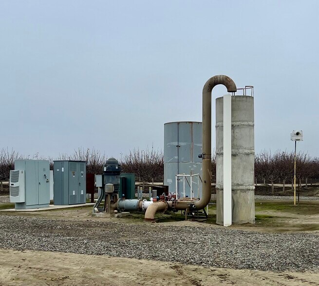 More Photos Of Idaho Ave @ 5th Avenue, Hanford Land For Sale