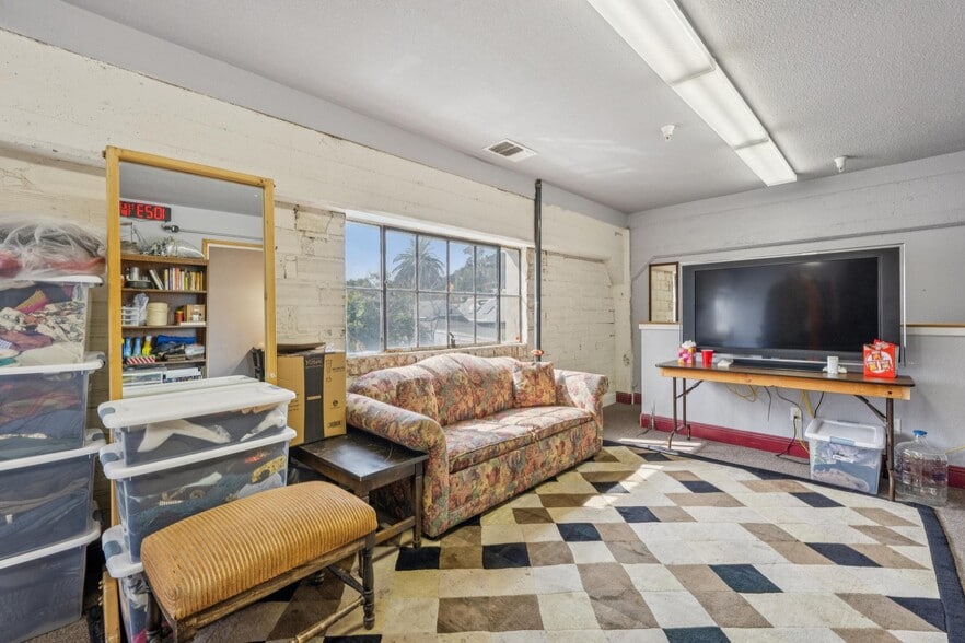 More Photos Of 636 Ward St, Martinez Theater Concert Hall For Sale