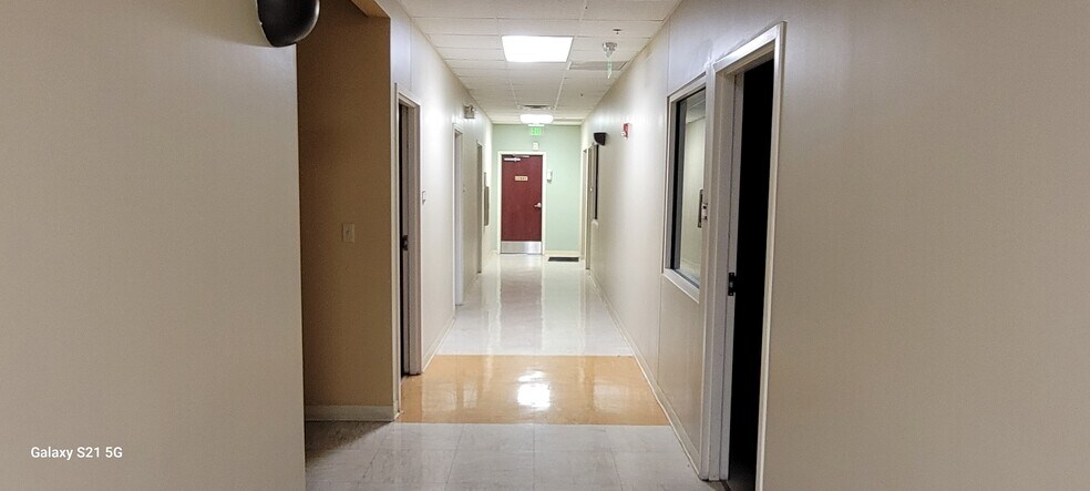 More Photos Of 1189-1199 S Woodland Blvd, Deland Light Distribution For Lease