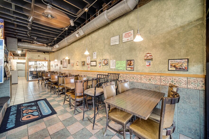 More Photos Of 6230 S Western Ave, Chicago Restaurant For Sale