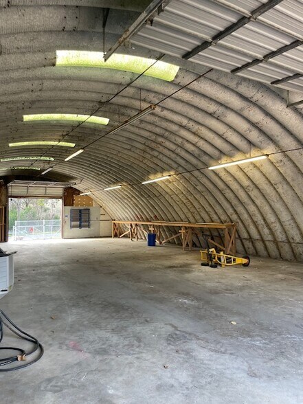 More Photos Of 8626 Old Bee Caves Rd, Austin Warehouse For Lease