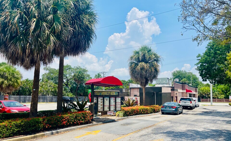 More Photos Of 1840 E Atlantic Blvd, Pompano Beach Fast Food For Sale