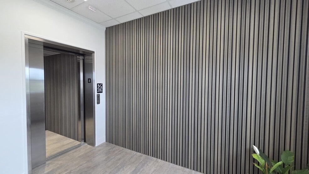 More Photos Of 11820 Miramar Pky, Miramar Medical For Lease