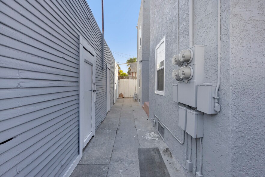 More Photos Of 1364 Cherry Ave, Long Beach Multifamily For Sale