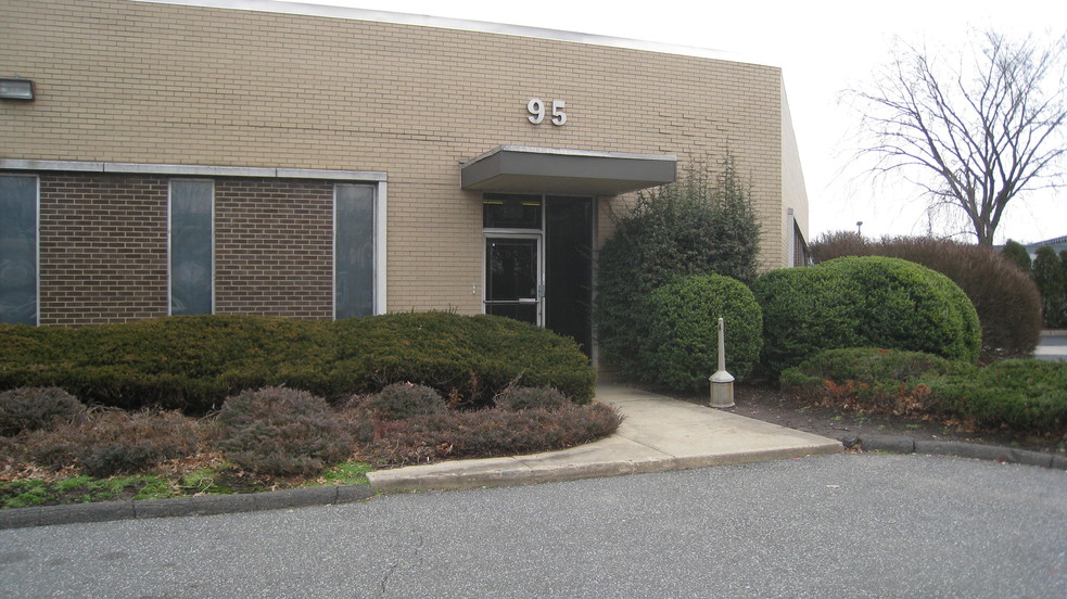 Primary Photo Of 95 Cedar Ln, Englewood Office For Lease