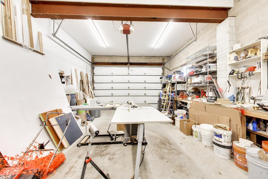 More Photos Of 1132 Florence Ave, Evanston Office Residential For Sale