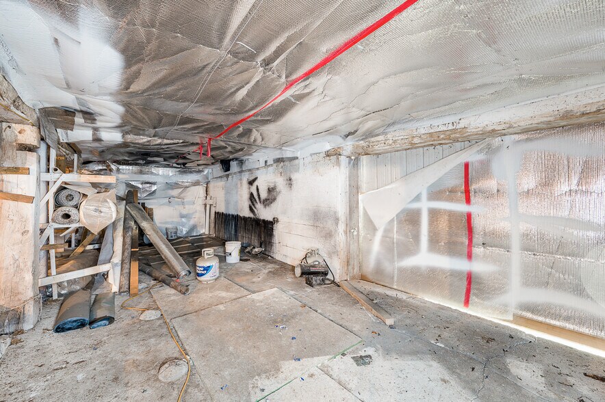 More Photos Of 11406 E 8th St, Reed City Office For Sale