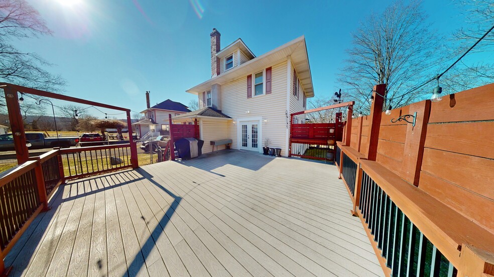 More Photos Of 160 Compton Road, Wantage Office Residential For Sale