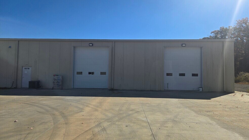 Primary Photo Of 197 Thunder Rd, Mooresville Light Distribution For Lease