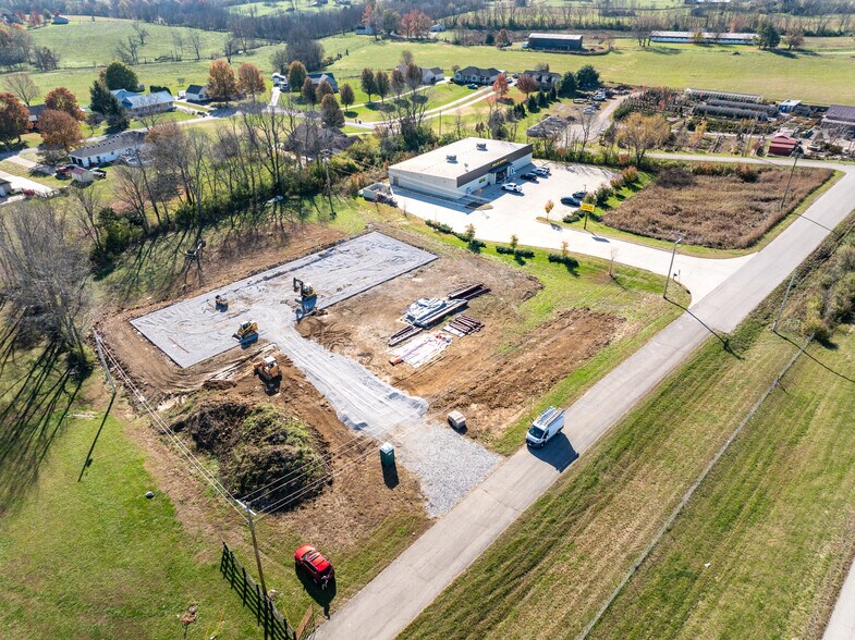 More Photos Of 200 Donerail Dr, Nicholasville Freestanding For Lease