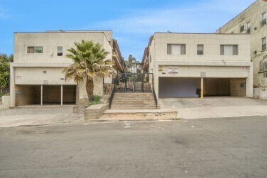 More Photos Of 4023-4027 W 28th St, Los Angeles Apartments For Sale