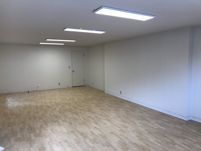 More Photos Of 770 El Camino Real, Belmont Office For Lease