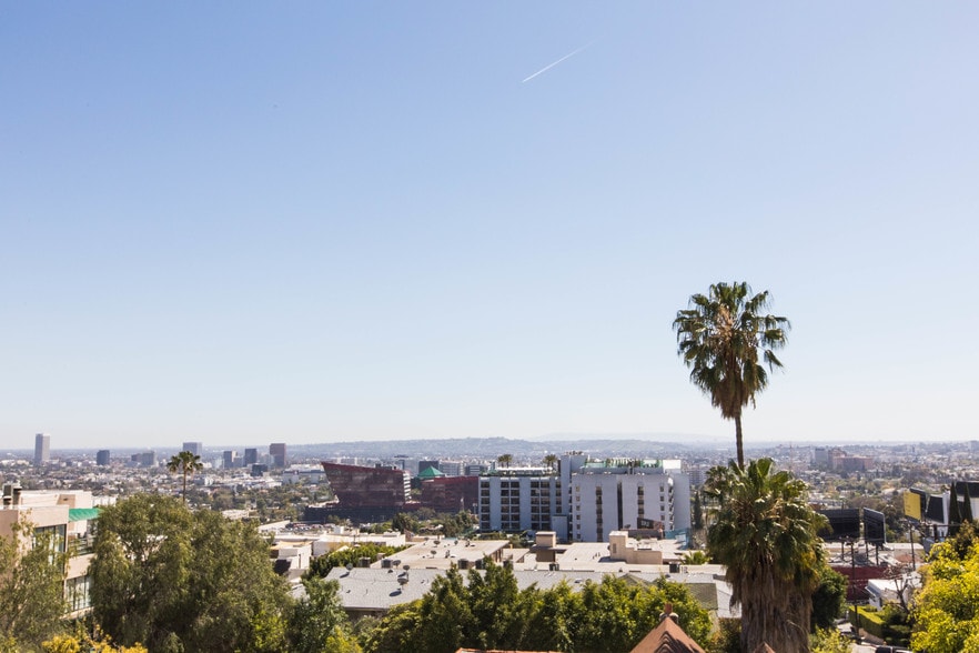 More Photos Of 1214 N Clark St, West Hollywood Apartments For Sale