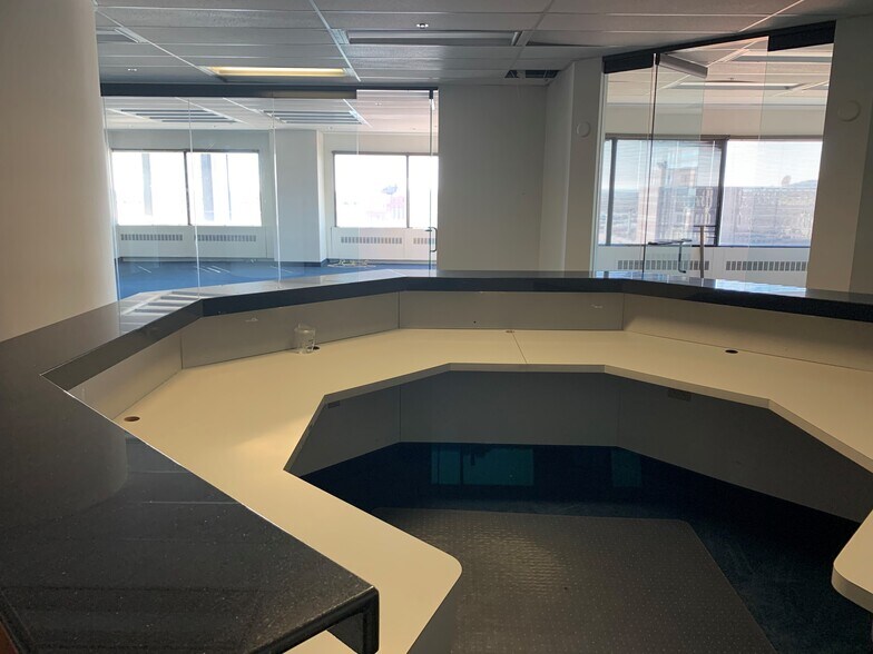 More Photos Of 1350 Main St, Springfield Office For Lease