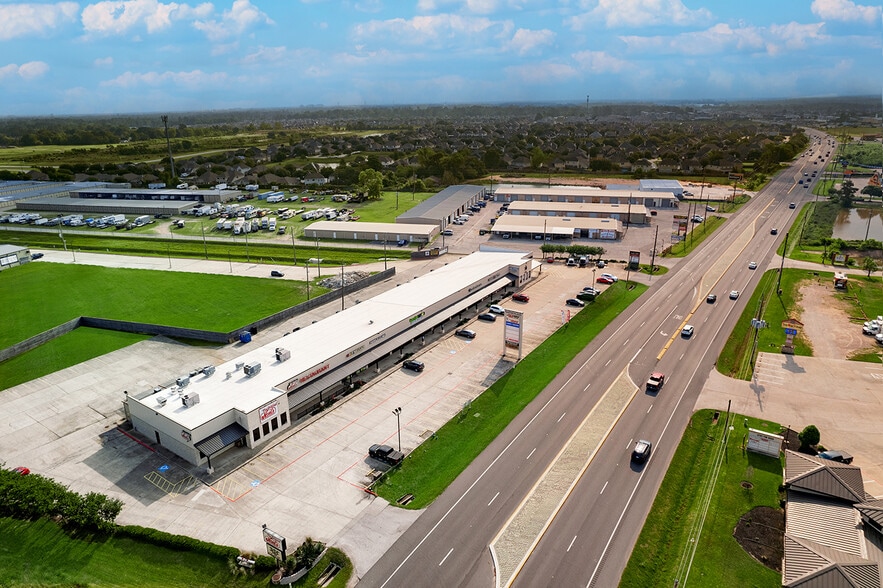 More Photos Of 4700-4750 Fm-2920, Spring Unknown For Lease