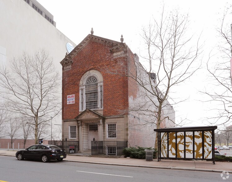 More Photos Of 215 Pearl St, Hartford Religious Facility For Sale