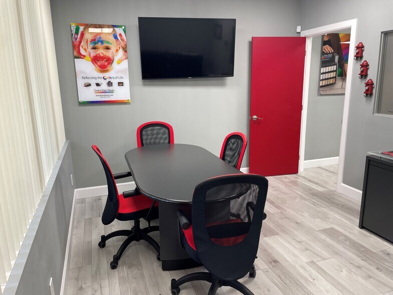 More Photos Of 2300 NW Corporate Blvd, Boca Raton Office For Sale