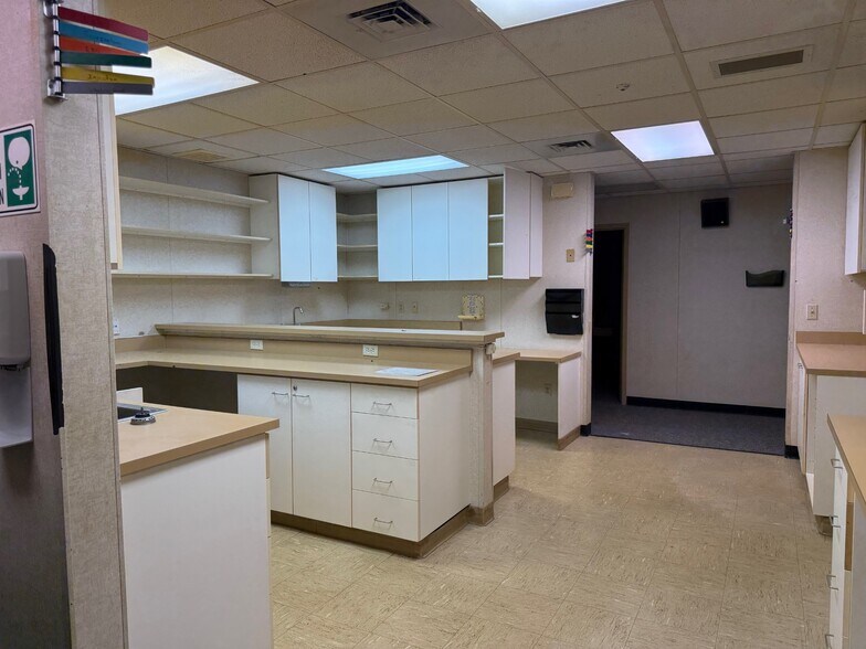 More Photos Of 2212 Old Furnace Rd, Boiling Springs Medical For Lease