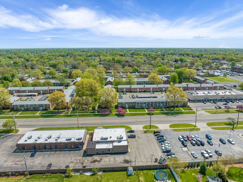 More Photos Of 29377 Hoover Rd, Warren Medical For Sale