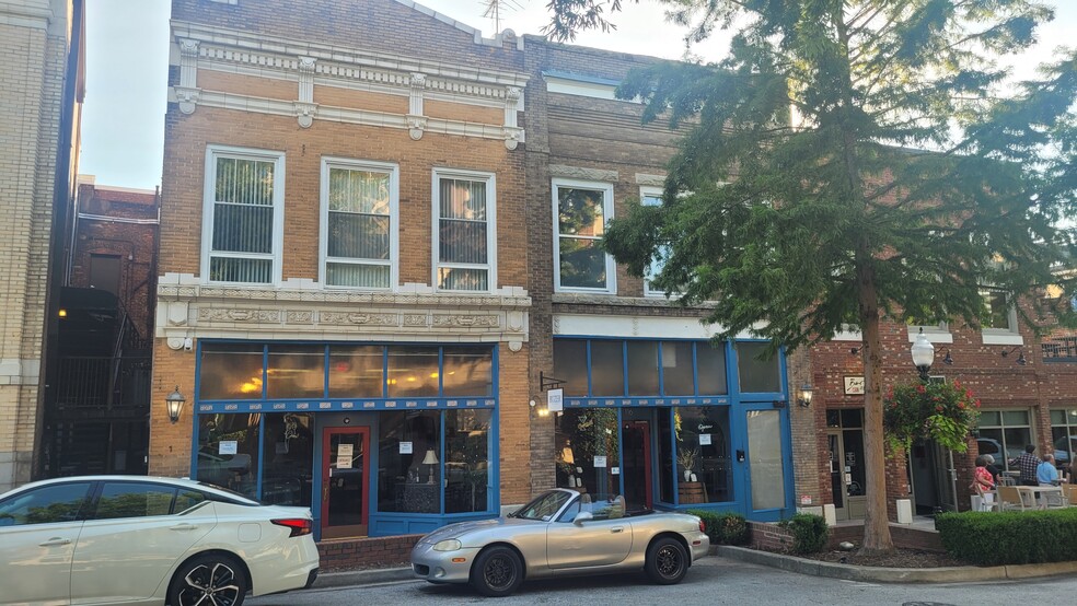 Primary Photo Of 116 Magnolia St, Spartanburg Restaurant For Lease