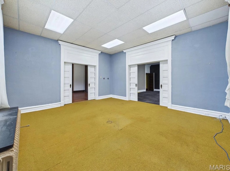 More Photos Of 2009 Seminary Rd, Alton Schools For Sale