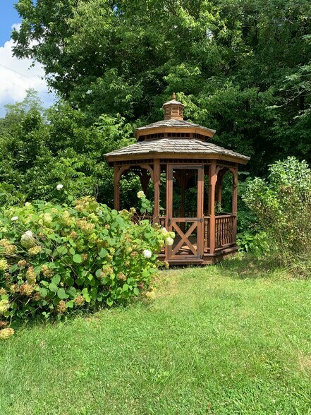 More Photos Of 7892 Stonewall Jackson Hwy, Front Royal Restaurant For Sale