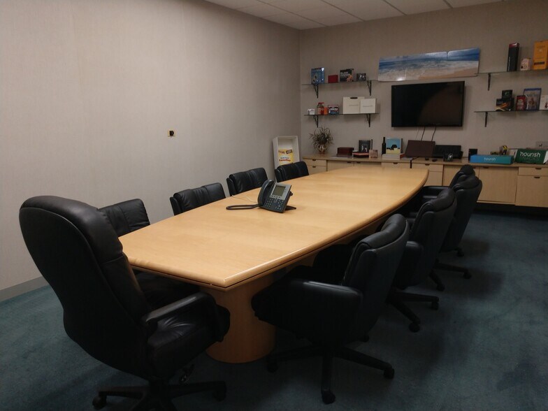 More Photos Of 360 New Haven Ave, Milford Light Distribution For Lease