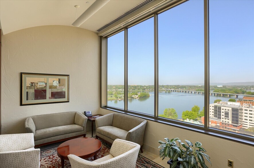 More Photos Of 2 N 2nd St, Harrisburg Office For Lease