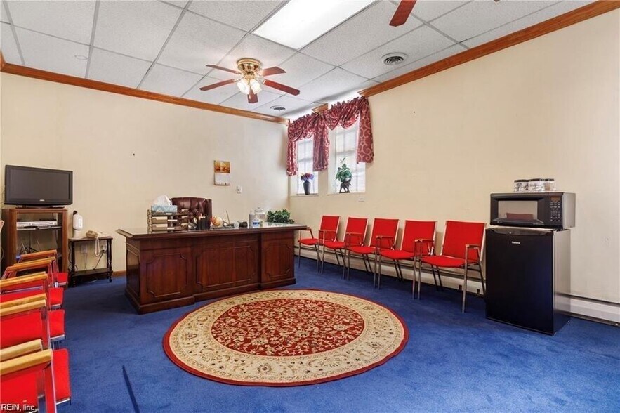 More Photos Of 1613 E Washington St, Suffolk Religious Facility For Sale