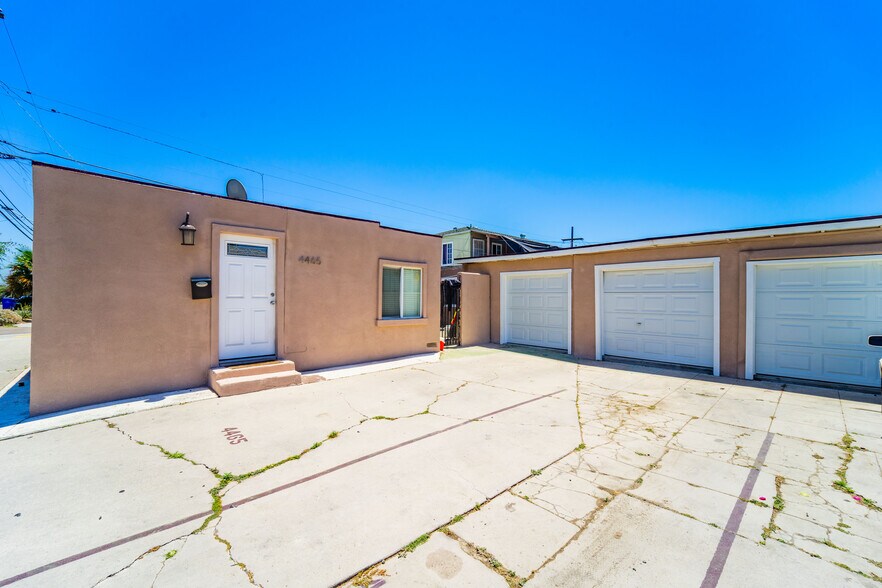 More Photos Of 4451 Dwight St, San Diego Apartments For Sale