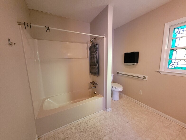 More Photos Of 130 Williamson Ave, Mount Airy Multifamily For Sale