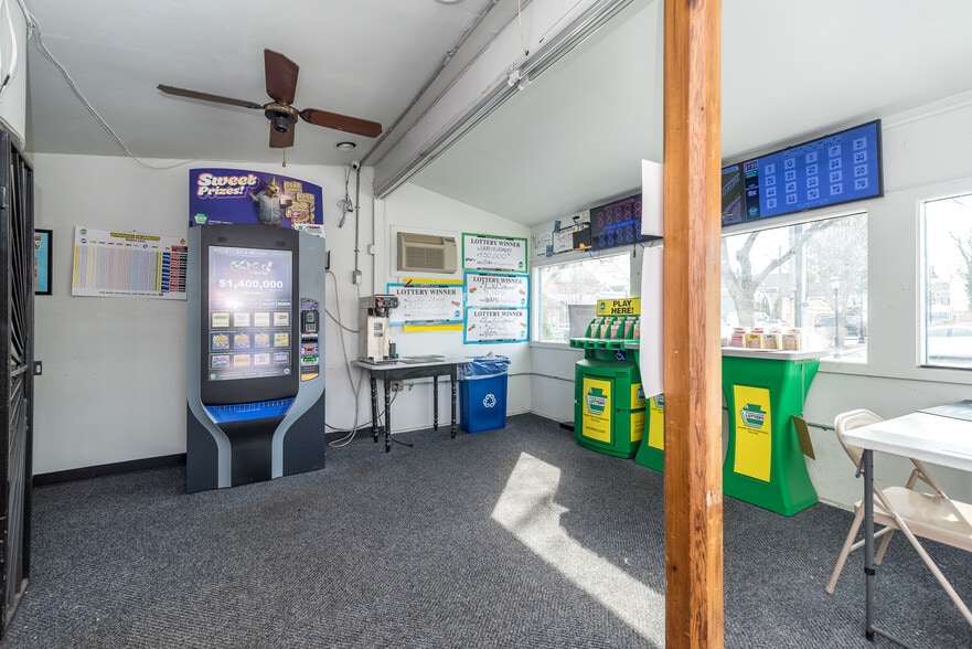 More Photos Of 203 W State St, Doylestown General Retail For Sale