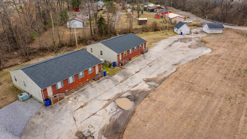 More Photos Of 279 Pikeview St, Dresden Multifamily For Sale