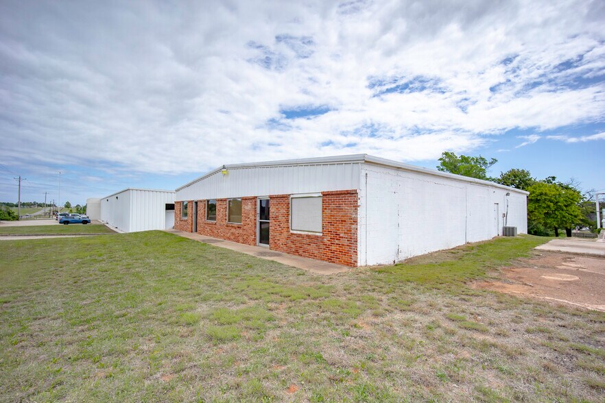 More Photos Of 1820 N Council Rd, Blanchard Food Processing For Sale