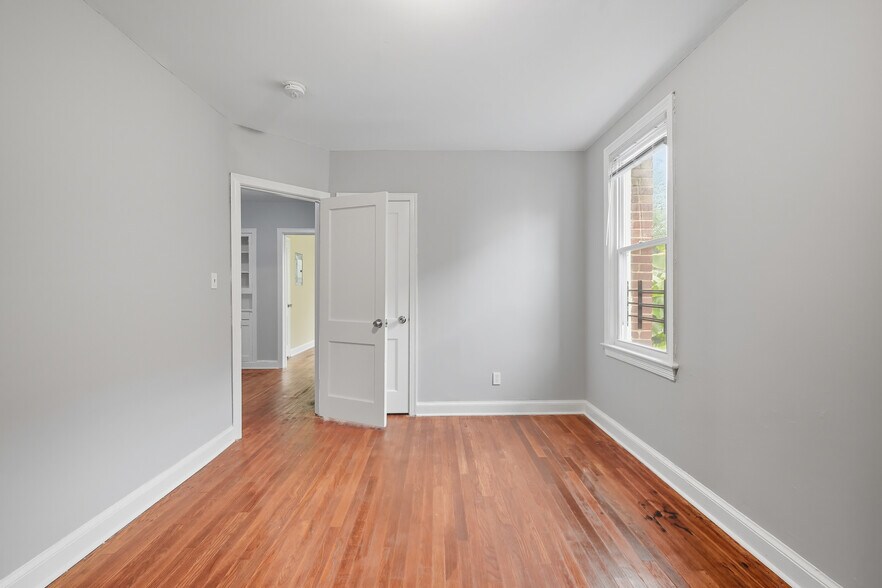 More Photos Of 3919 R St SE, Washington Apartments For Sale