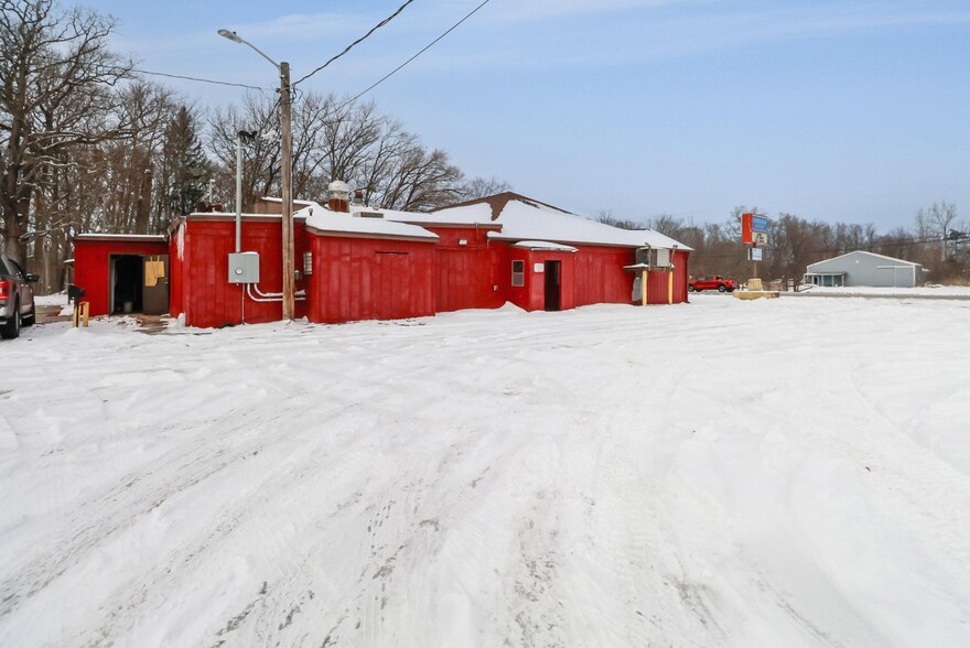More Photos Of 4 W US Hwy 6, Valparaiso Restaurant For Sale