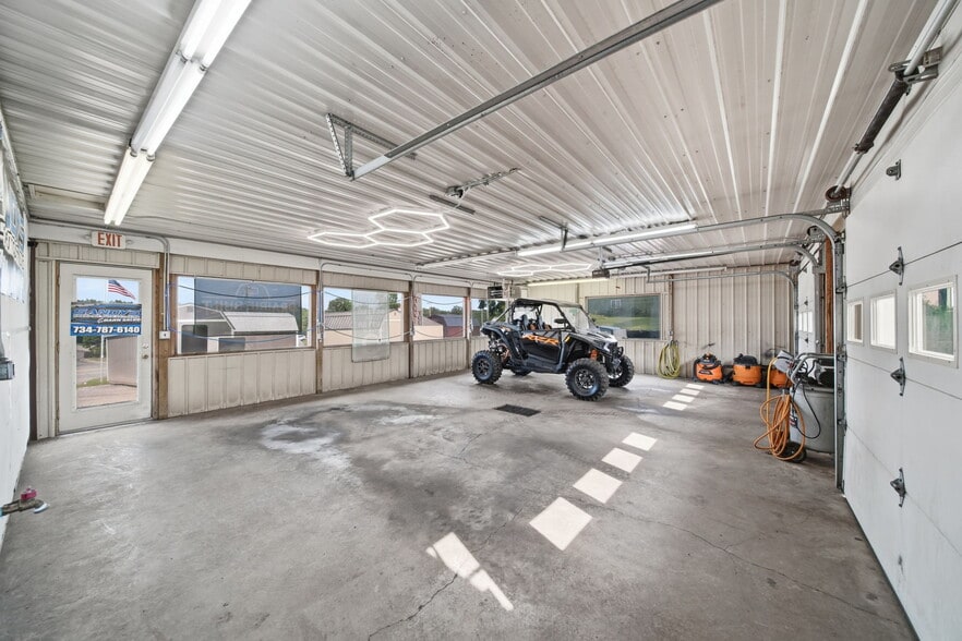 More Photos Of 2768 W Carleton Rd, Hillsdale Specialty For Sale