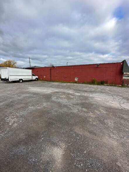 More Photos Of 4414 Bailey Ave, Buffalo Restaurant For Sale