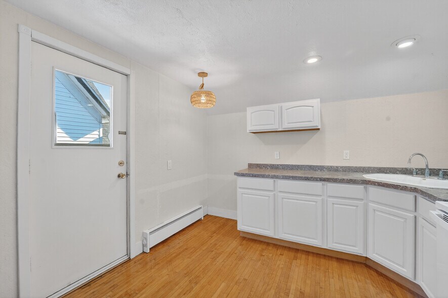 More Photos Of 533 S Main St, West Bend Office For Sale