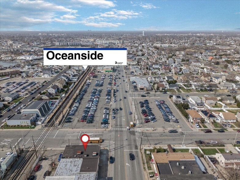 More Photos Of 3180 Lawson Blvd, Oceanside Storefront For Sale