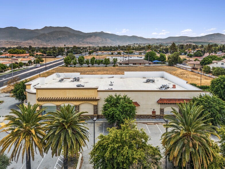 More Photos Of 42021 E Florida St, Hemet Drugstore For Sale