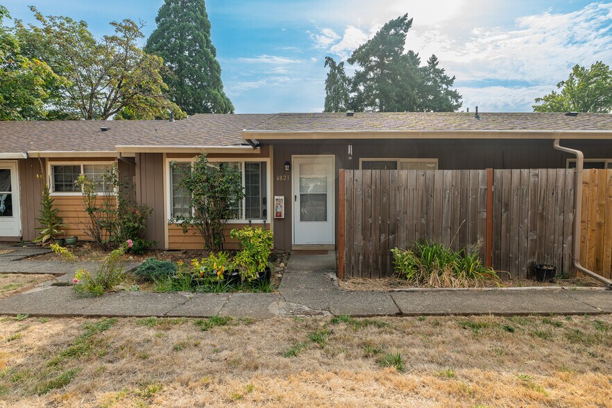 More Photos Of 4811-4823 NE Prescott St, Portland Apartments For Sale