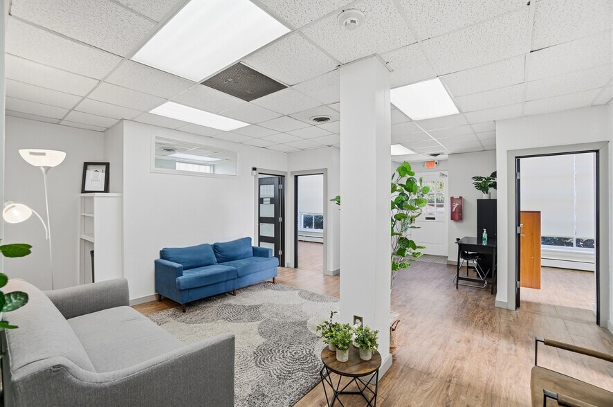 More Photos Of 2337 Victory Pky, Cincinnati Office Residential For Sale