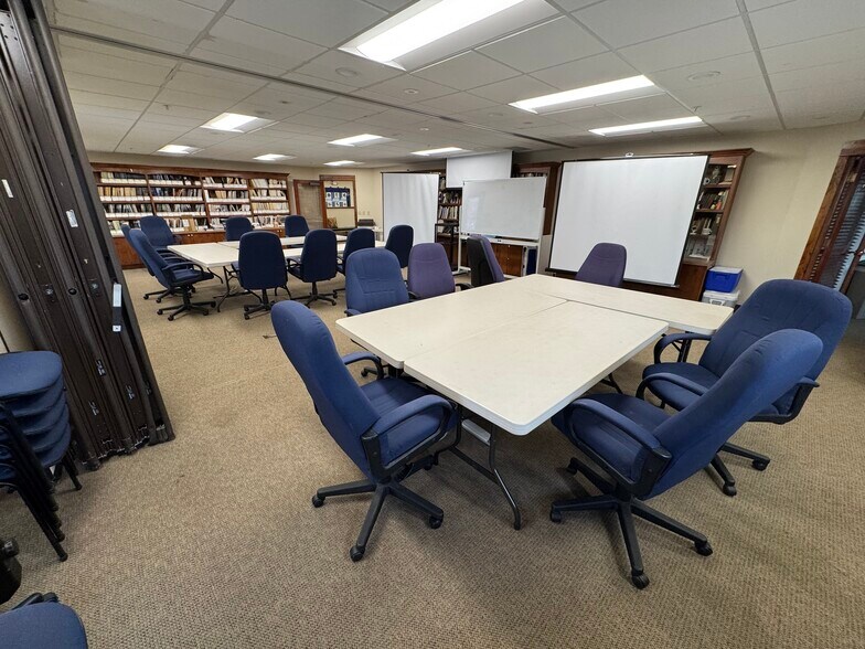 More Photos Of 230 Cherry St, Fort Collins Office For Sale