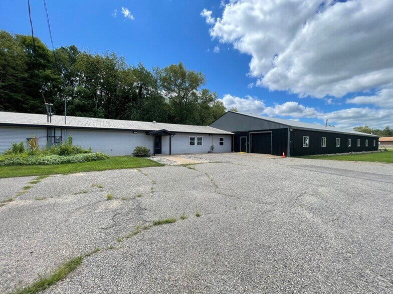 More Photos Of 6190 N Riverview Dr, Kalamazoo Warehouse For Sale
